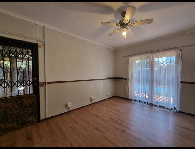 4 BEDROOM HOUSE FOR SALE IN TABLE VIEW